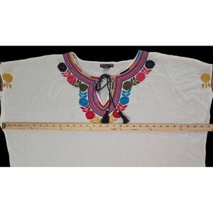 Plus Size 3XL Chelsea & Theodore Embroidered White Short Sleeve Gauze Blouse‎